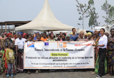 Sensibilisations de masse avec la communauté cible sur la prévention de la violence.jpg