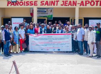 Participants at launch of project